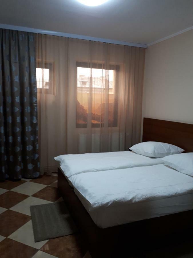 Victoria 1 Apartment Campina Exterior photo